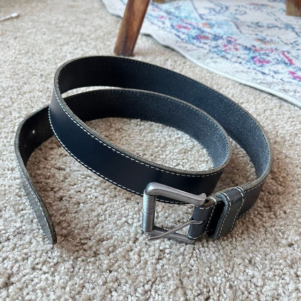 Black Leather Belt Sz 40 Contrast Stitch Silver Roller Buckle Y2K